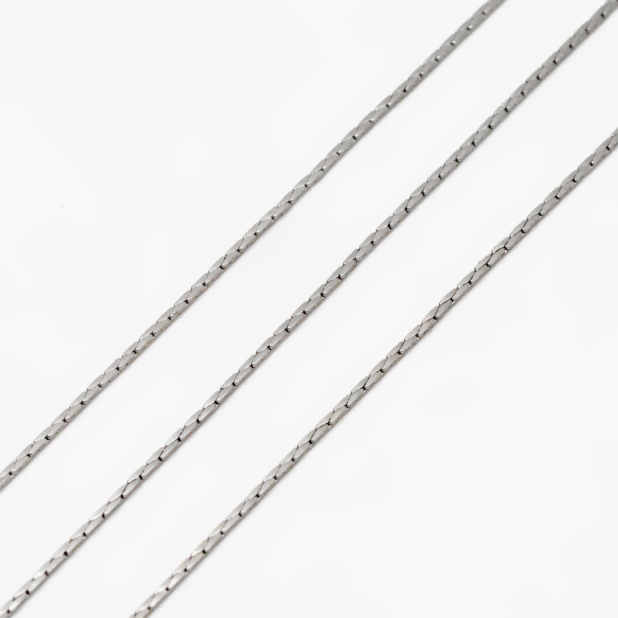 Dainty Tiny Gold/ Silver plated Brass Chains 0.7mm Thin (#LK-148)/ 1 Meter=3.3 ft
